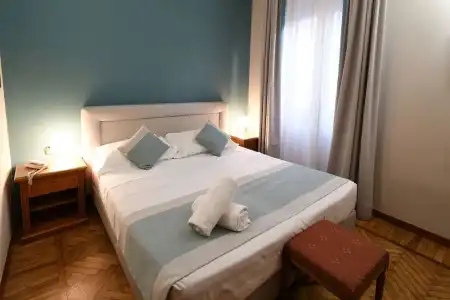 Cavour - 36