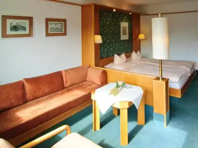 Steinbach-Hotel - 12