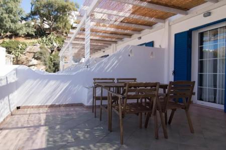 Armadoros / Ios Backpackers - 147