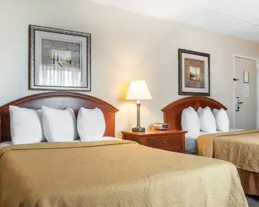 Passport Inn Niagara Falls - 3