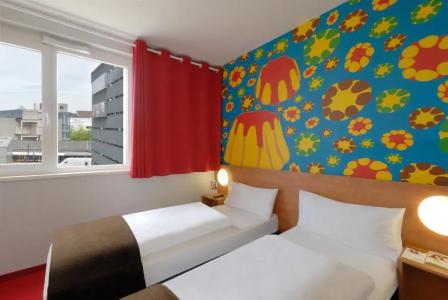 B&B Bielefeld-City - 36