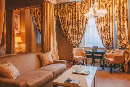 11 Cadogan Gardens and The Apartments by Iconic Luxurys - 29