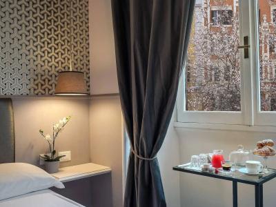 94Rooms Vatican Guesthouse Vigliena - 2