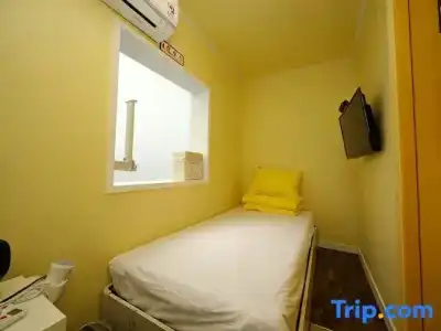24 Guesthouse Sinchon Avenue - 23