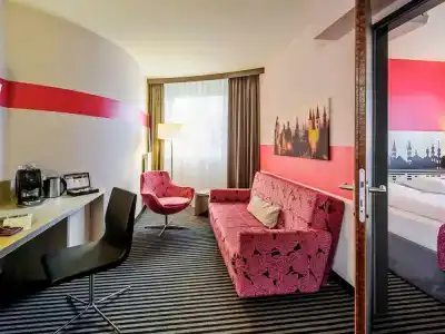 Mercure Wuerzburg am Mainufer - 79