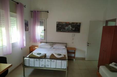 David Hostel - 25