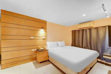 UPARs Sukhumvit 11 Nana - 37