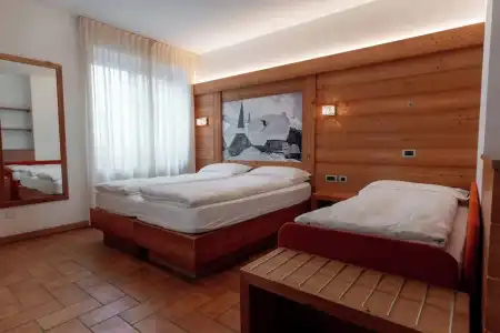Ariston - 40