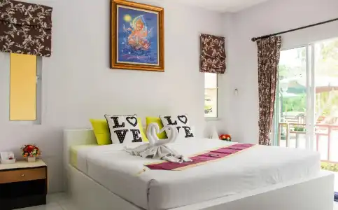 Charm Resort Cha-am - 4