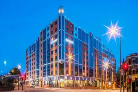 Crowne Plaza London - Kings Cross by IHG - 36
