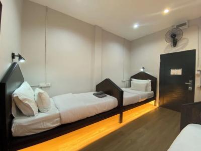 Castle Black Bangkok - Hostel - 55