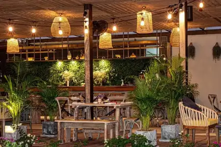 Lokal Phuket "Former K-Hotel" - 17