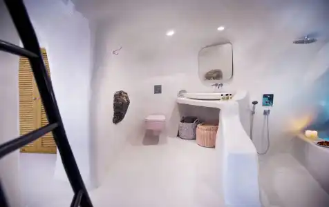 Sophia Luxury Suites - 7