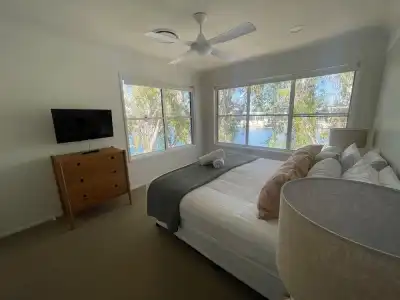 Noosa Entrance Waterfront Resort - 79