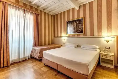 Relais Fontana di Trevi - 75