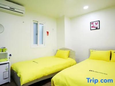 24 Guesthouse Myeongdong Avenue - 40