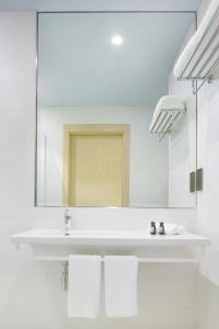 Swiss-Belinn Airport Muscat - 5