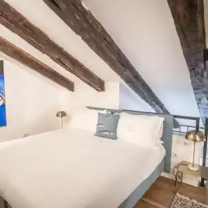 Vis a Vis Apartments - 22