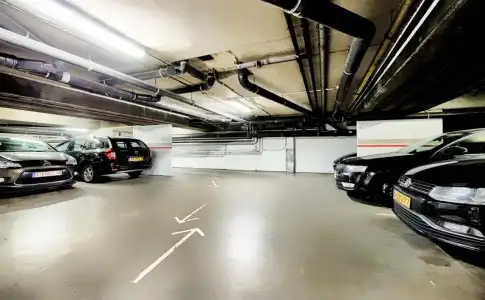 Leonardo Antwerp - 14