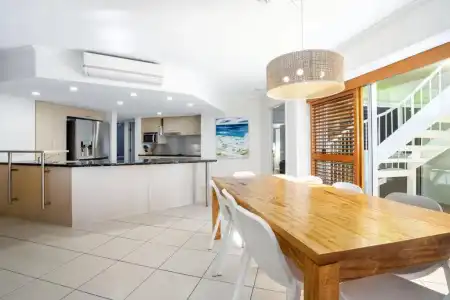 Rolling Surf Resort - 167