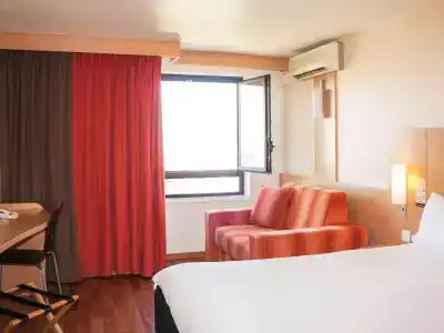 Ibis Marseille Centre Gare Saint Charles - 58