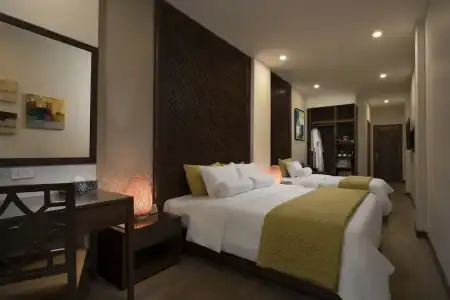 Hanoi Lakeside Premium - 40