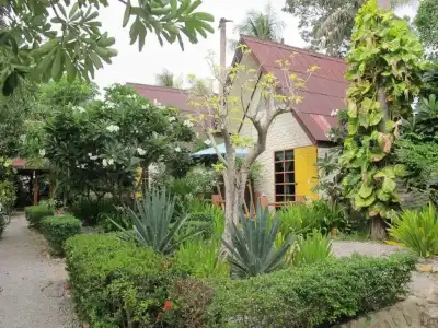 Blue Wave Beach Resort - 36