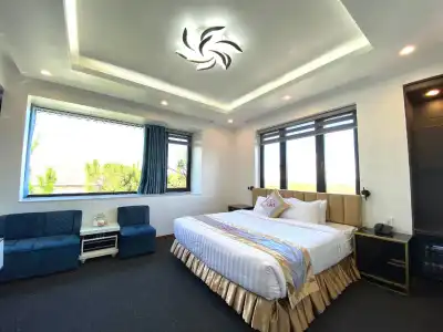 Dallas DaLat - 53