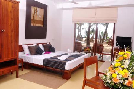 Pandanus Beach Resort & Spa Resort - 61