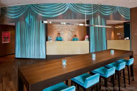 Motel One Berlin Ku'Damm - 5
