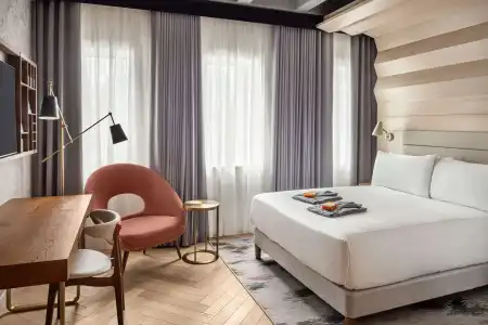 Canopy by Hilton London City - 5