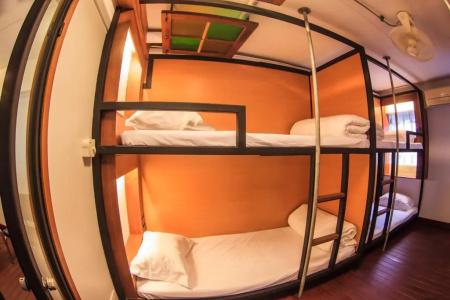 The Arak Bed Bar and Hostel - 28