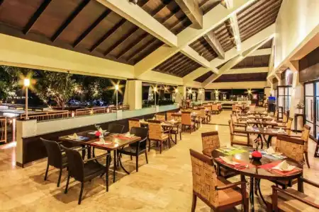 Novotel Chumphon Beach Resort & Golf - 1
