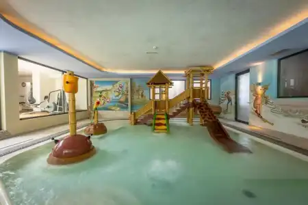 AlpHoliday Dolomiti Wellness - 5