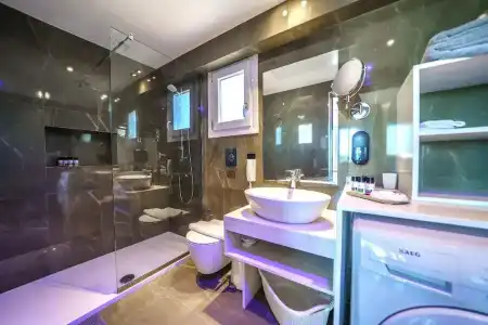 Elysian Suites - 53