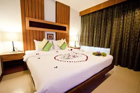 The Chambre Patong - 6