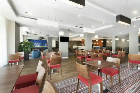Hampton by Hilton Krakow - 25