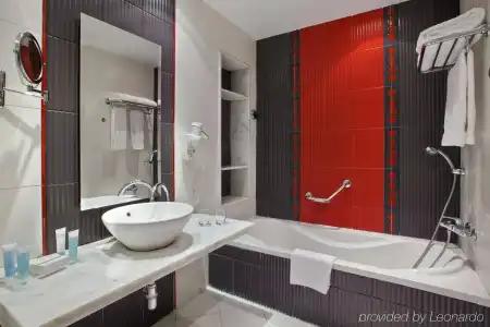 Hilton Alexandria Green Plaza - 8