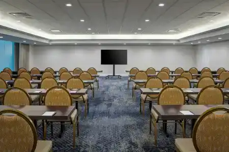 Amway Grand Plaza, Curio Collection by Hilton - 23