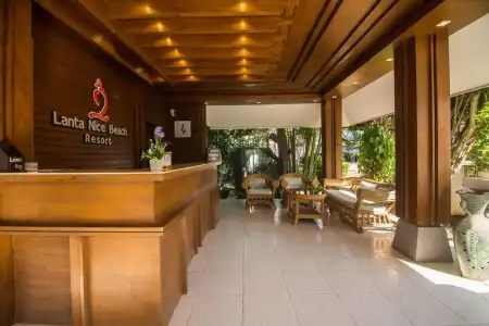 Lanta Nice Beach Resort - 26