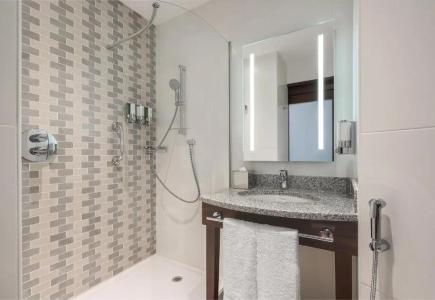 Hampton by Hilton Dubai Al Barsha - 48