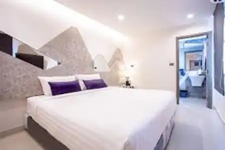 Cubic Pratunam - 5