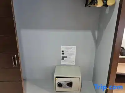 Wsotel and Serviced Apartment - 56