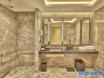 Hilton Suzhou - 38