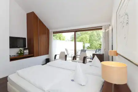Romantik Johanniter-Kreuz - 86