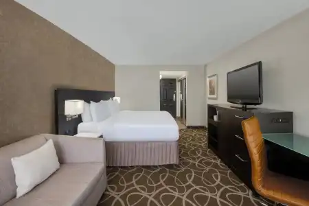 Crowne Plaza Kitchener-Waterloo by IHG - 67