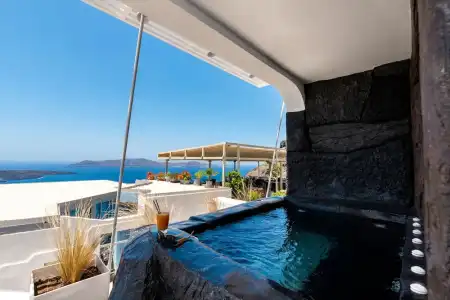 Daydream Luxury Suites - 80