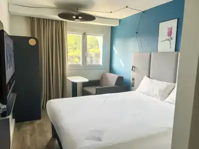 ibis Nimes Ouest - 33