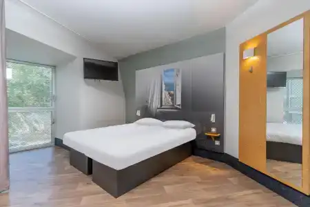 B&B Marseille Euromed - 34