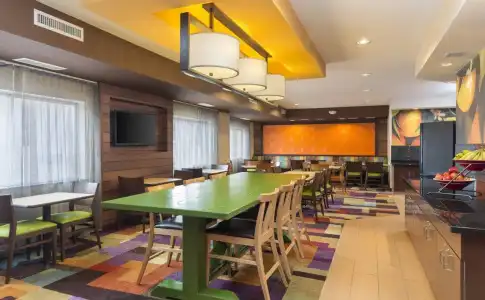 Fairfield Inn & Suites Lubbock - 7